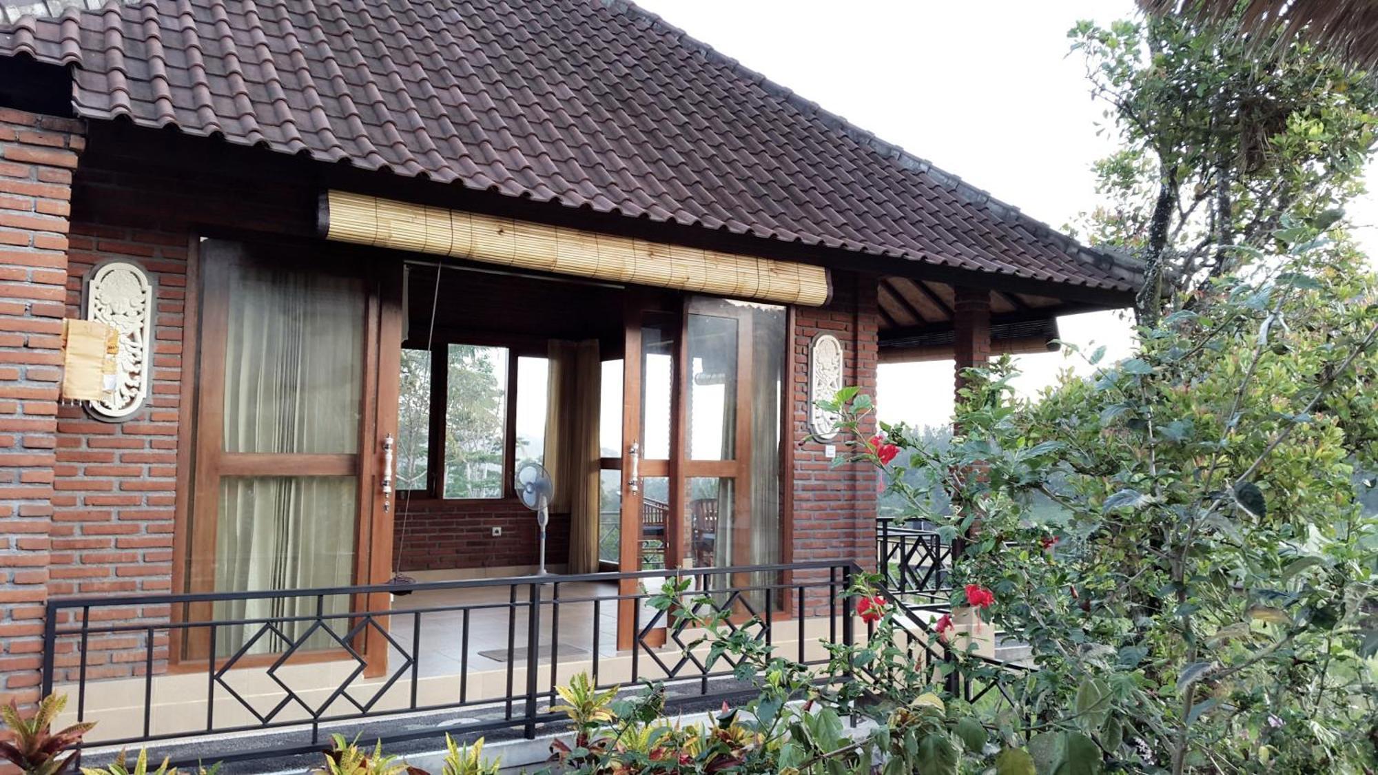 Embang Homestay Sidemen  Exteriör bild